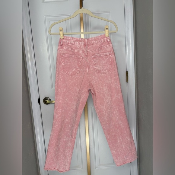 Women's High Rise Waist Straight Crop Jeans, size 6, Pink Button Up Fly - Picture 4 of 5